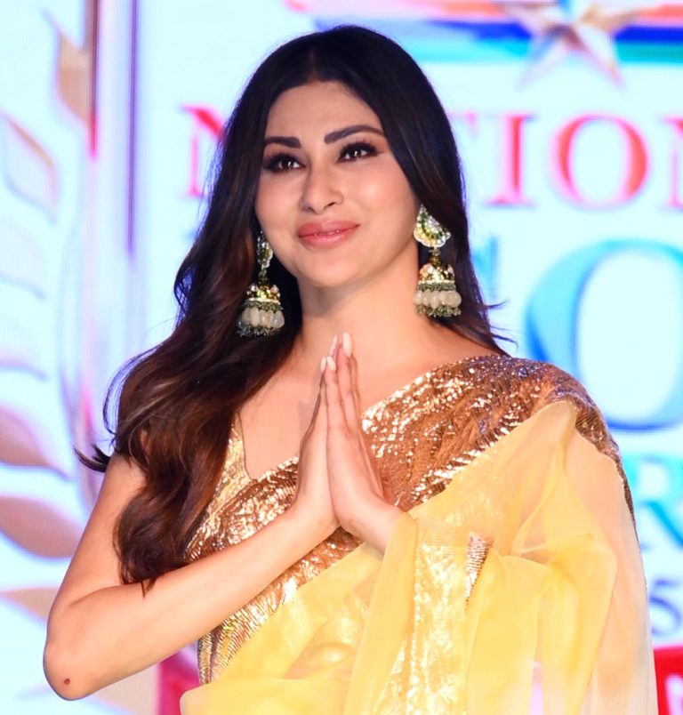 Mouni_Roy_Celebrity_Photo